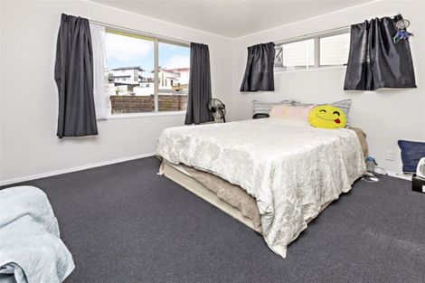 Photo of property in 3 Espada Place, Clover Park, Auckland, 2019