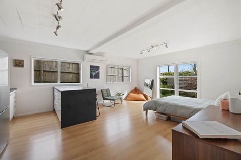 Photo of property in 34 Sunnyhill Crescent, Sunnyhills, Auckland, 2010