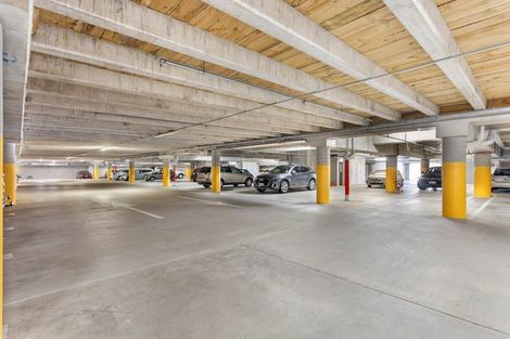 Photo of property in Apollo Apartments, 10/46g Rosedale Road, Rosedale, Auckland, 0632