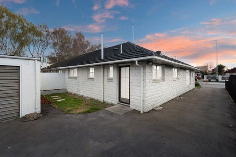 Photo of property in 1/170 Waimairi Road, Ilam, Christchurch, 8041
