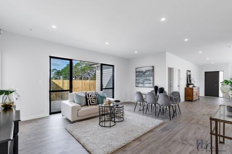 Photo of property in 9 Konoba Avenue, Kumeu, 0810