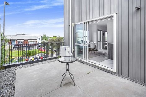 Photo of property in 12u1 Scotland Place, Hillcrest, Hamilton, 3216