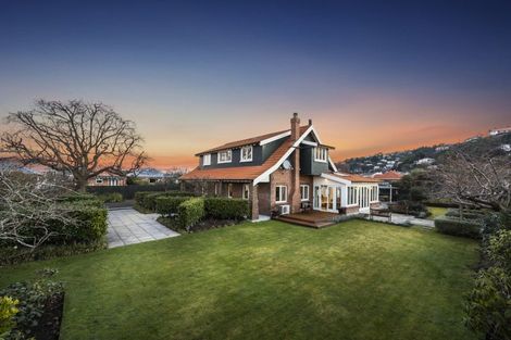 Photo of property in 370 Bay View Road, Saint Clair, Dunedin, 9012