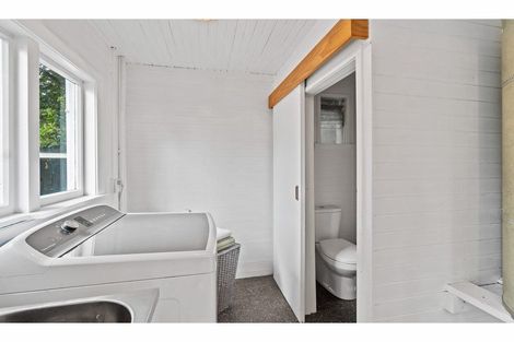 Photo of property in 15 Taramea Place, Addington, Christchurch, 8024