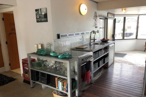 Photo of property in 40 Maunganui Road, Mount Maunganui, 3116
