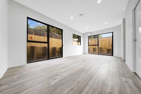 Photo of property in 18 Addington Avenue, Manurewa, Auckland, 2102