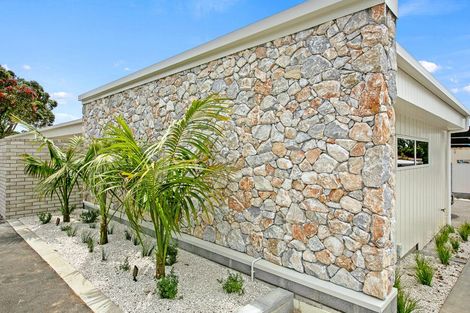 Photo of property in Mangorei Road, Strandon, New Plymouth, 4312