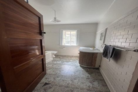 Photo of property in 64a Te Wharepouri Street, Berhampore, Wellington, 6023