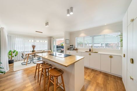 Photo of property in 4a Golders Road, Elderslea, Upper Hutt, 5018