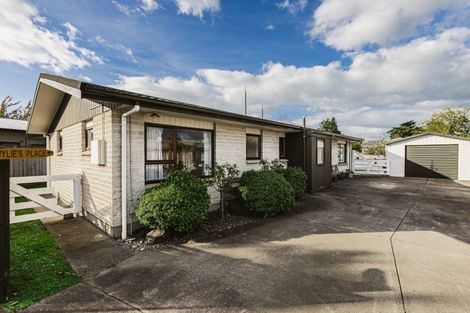 Photo of property in 8a Clarence Cox Crescent, Pirimai, Napier, 4112