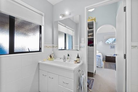 Photo of property in 51 Splitt Avenue, Glenview, Hamilton, 3206