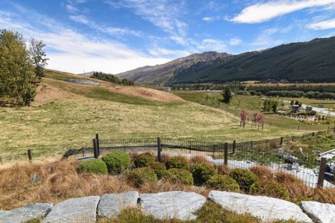Photo of property in 5 Heenan Lane, Arrowtown, 9371