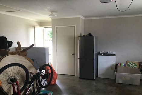 Photo of property in 13a Owens Road, Waiuku, 2123