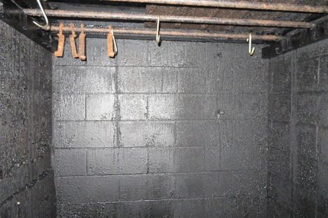 Photo of property in 28 Huron Street, East Gore, Gore, 9710