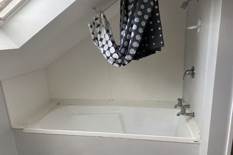 Photo of property in 2/238 Edgeware Road, Edgeware, Christchurch, 8013