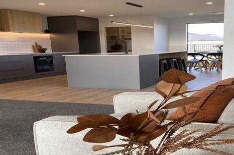 Photo of property in 96 Stationmasters Way, Prebbleton, 7604