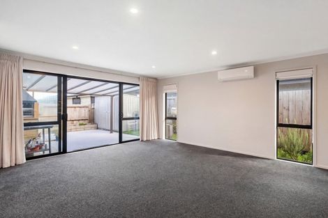 Photo of property in 36 Komata Crescent, Papamoa Beach, Papamoa, 3118