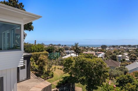 Photo of property in 154 Vivian Street, New Plymouth, 4310