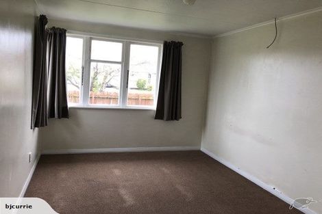 Photo of property in 6 Rochester Street, Awapuni, Palmerston North, 4412