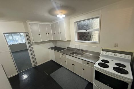Photo of property in 1 Massey Street, Palmerston North, 4414
