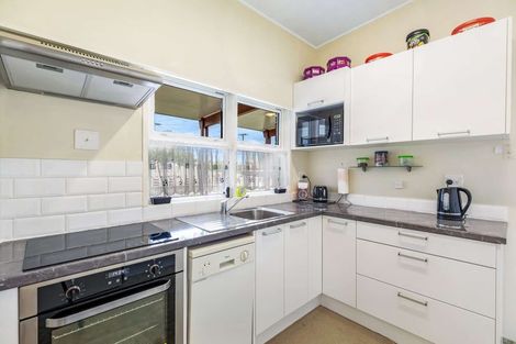 Photo of property in 65 Skerman Street, Marton, 4710