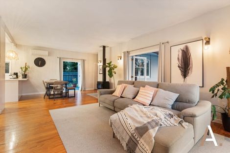 Photo of property in 13 Ross Martin Court, Conifer Grove, Takanini, 2112