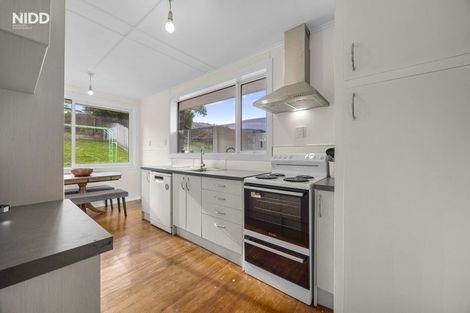 Photo of property in 6 Hanlon Street, Halfway Bush, Dunedin, 9010