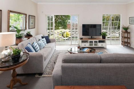 Photo of property in 3/222 Bleakhouse Road, Mellons Bay, Auckland, 2014