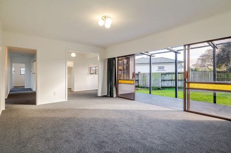 Photo of property in 37 Rewa Street, Takaro, Palmerston North, 4412