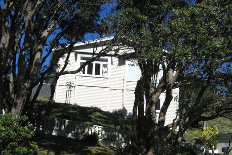 Photo of property in 26 Raumati Terrace, Khandallah, Wellington, 6035