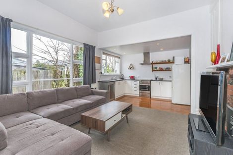 Photo of property in 1/221 Edgeware Road, Edgeware, Christchurch, 8013