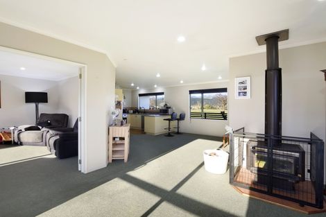 Photo of property in 8 Longfields Road, Brightwater, 7022