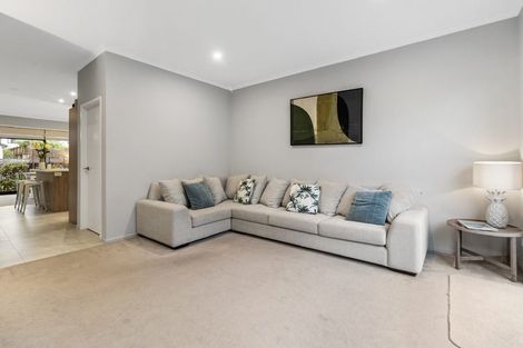 Photo of property in 8 Killick Place, Long Bay, Auckland, 0630