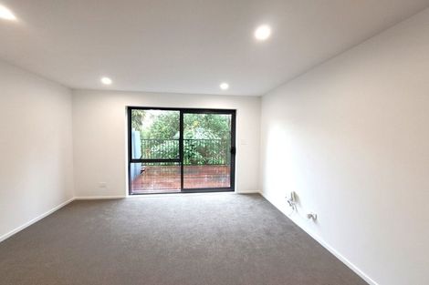 Photo of property in 56 Raupeti Lane, Henderson, 0612