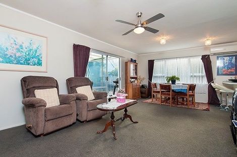Photo of property in 4b Owens Road, Waiuku, 2123