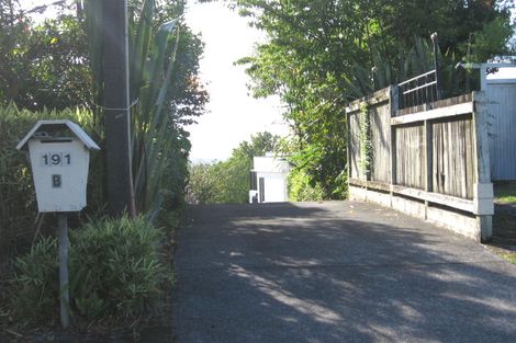 Photo of property in 2/191 Glenfield Road, Hillcrest, Auckland, 0627