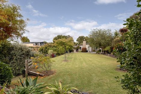 Photo of property in 16 Kayelene Place, Omokoroa, 3114