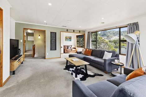 Photo of property in 8 Charthouse Lane, Whitby, Porirua, 5024
