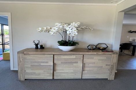 Photo of property in 18 Rollerson Street, Papakura, 2110