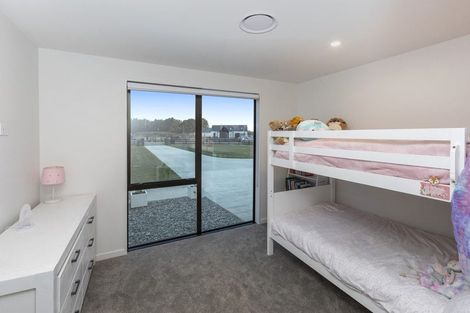 Photo of property in 34 Waitai Close, Long Bay, 0630