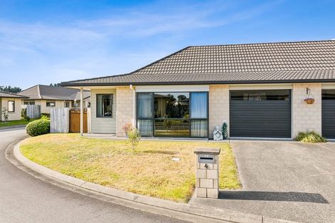 Photo of property in Georgia Estate, 4/3 Georgia Grove, Paraparaumu, 5032