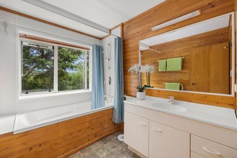 Photo of property in 6 Sullivans Road, Paihia, 0200