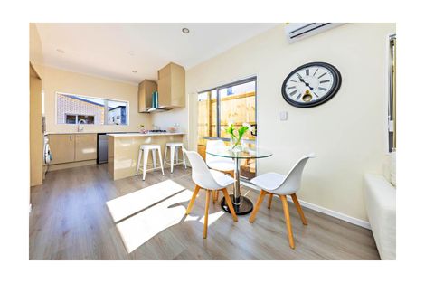 Photo of property in 41d Senator Drive, Manurewa, Auckland, 2105