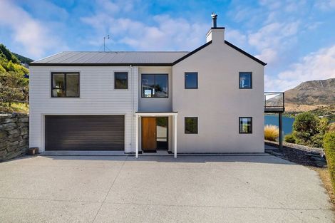 Photo of property in 5 Gum Lane, Queenstown, 9300