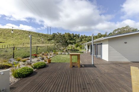 Photo of property in 529 Frankley Road, Hurworth, New Plymouth, 4371