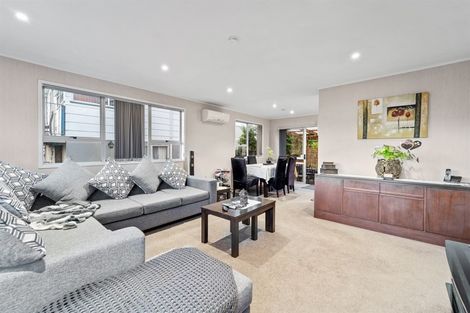 Photo of property in 7 Hindmarsh Street, Henderson, Auckland, 0612
