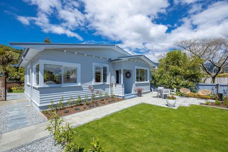 Photo of property in 17 Tasman Street, The Wood, Nelson, 7010