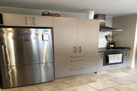 Photo of property in 102 East Street, Greytown, 5712