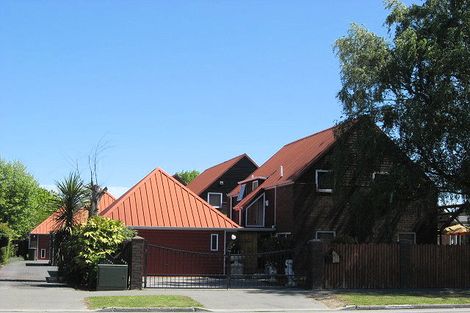 Photo of property in 143 Memorial Avenue, Burnside, Christchurch, 8053
