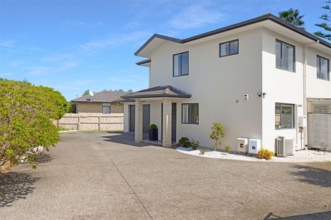 Photo of property in 52b Rimu Street, New Lynn, Auckland, 0600